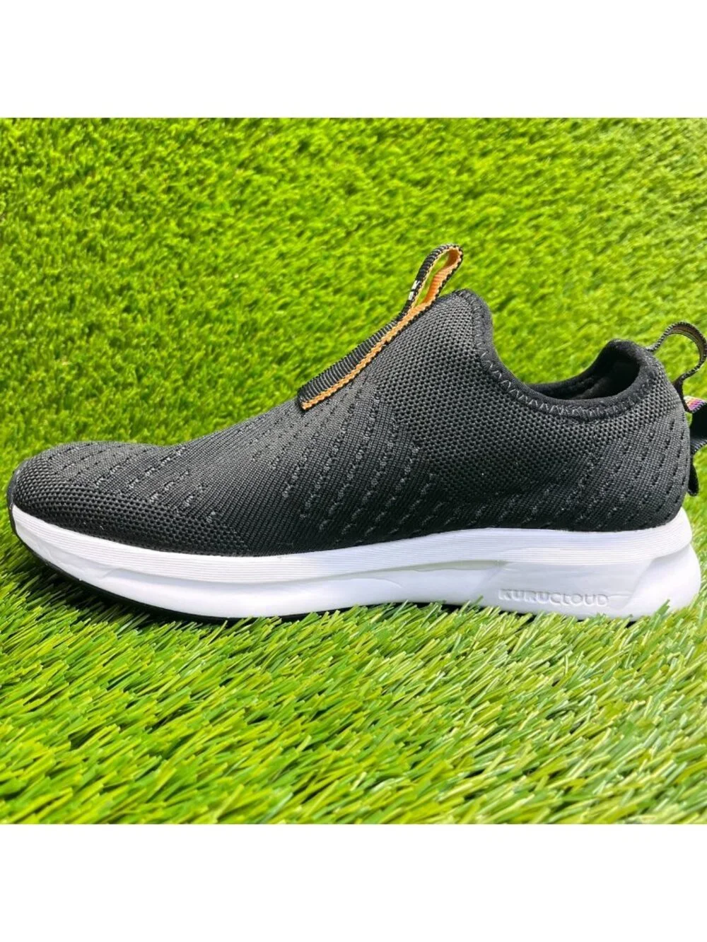 Kuru Atom Womens Size 6.5 Black White Athletic Walking Slip On Shoes Sneakers